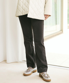 ダークブラウン