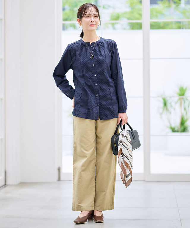 フロッキー ドットデザイン ブラウス