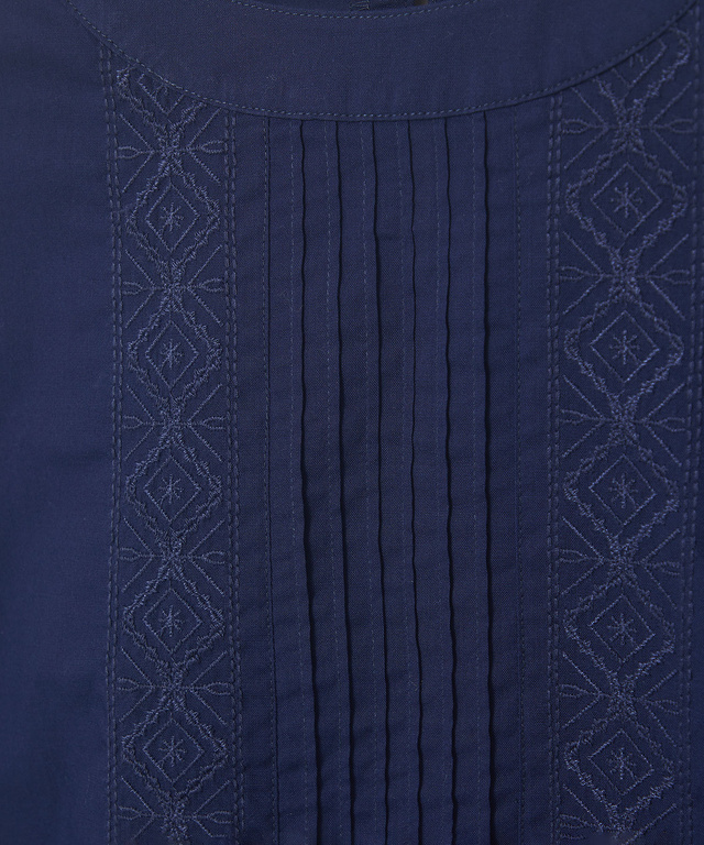 ピンタック 刺繍 ブラウス【オンラインショップ・一部店舗限定】