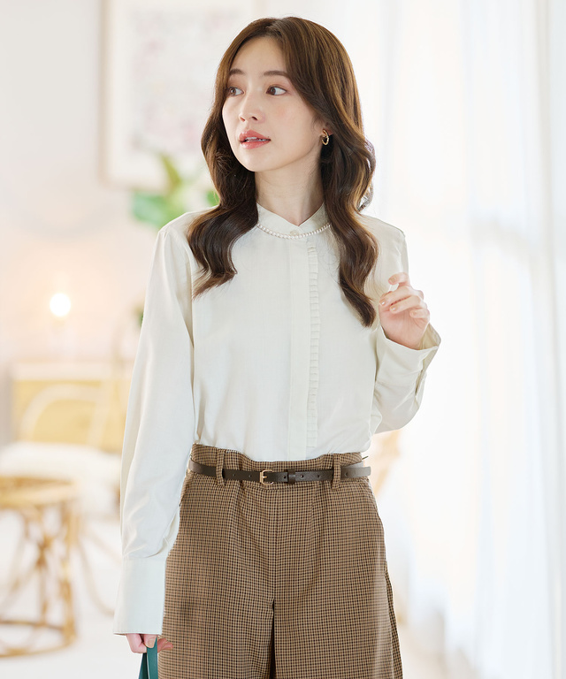 バンドカラー タックデザイン ブラウス