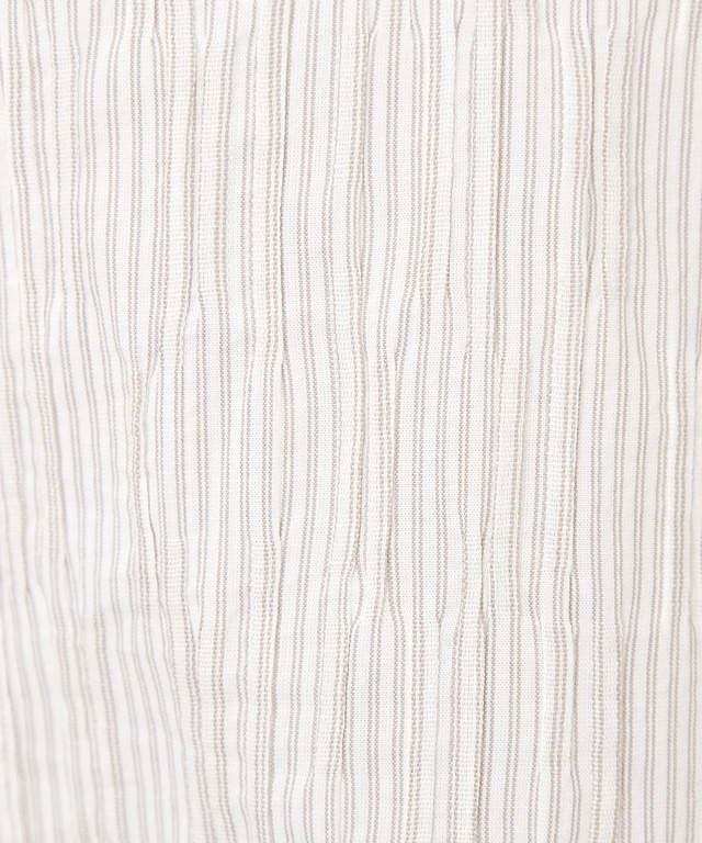 シャーリング ノーカラー ブラウス