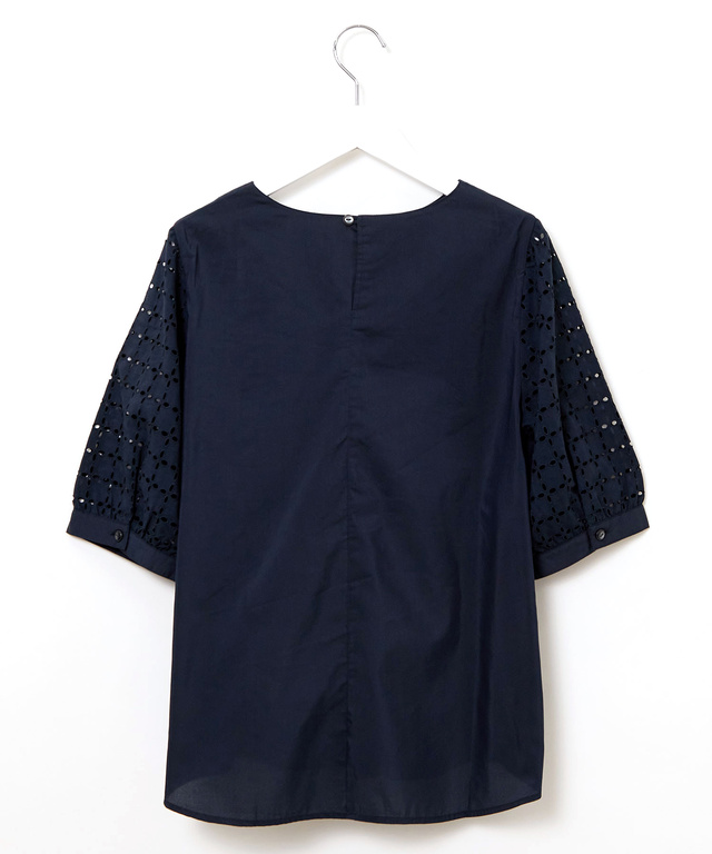 袖刺繍 デザインブラウス