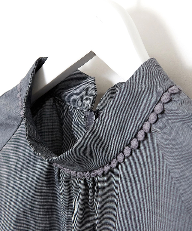 ハイネック プルオーバー ブラウス【オンラインショップ・一部店舗限定】