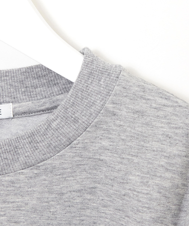 チェーンデザイン ロゴプリント Tシャツ