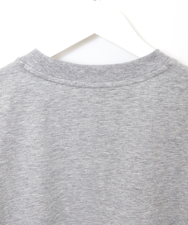 チェーンデザイン ロゴプリント Tシャツ