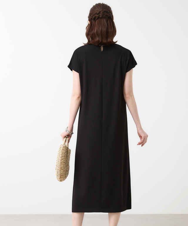 Vネック ロングワンピース【オンラインショップ・一部店舗限定】