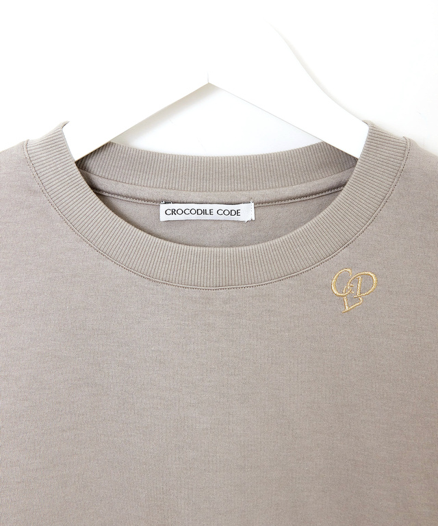 ロゴ刺繍 半袖Tシャツ