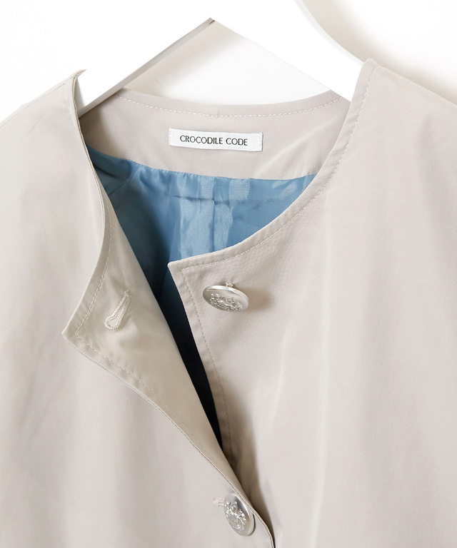 メタルボタン ノーカラー コート