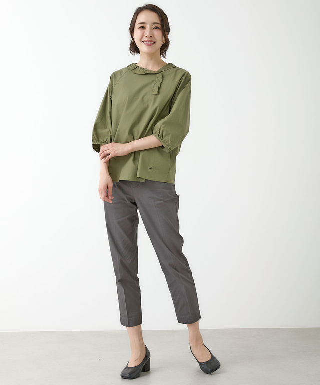 フリルカラー プルオーバー ブラウス