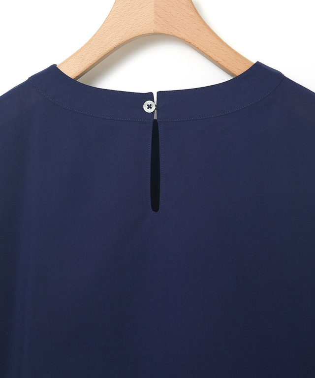 ピンタック 刺繍 ブラウス【オンラインショップ・一部店舗限定】