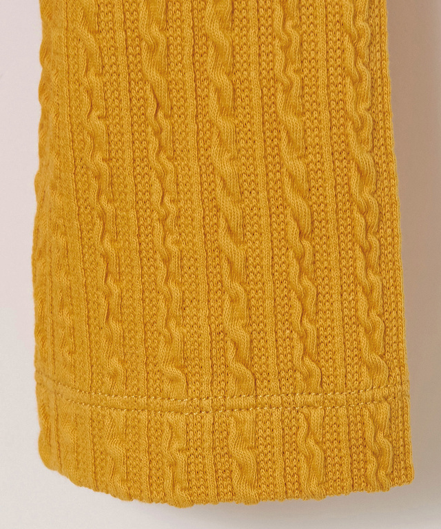 ケーブル柄 ハイネック カットソー