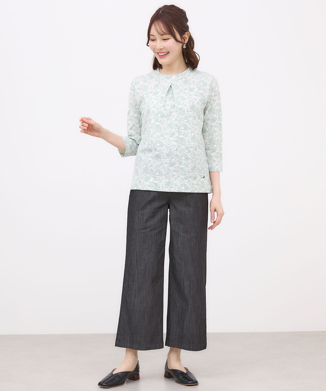 花柄プリント ハイネック プルオーバー