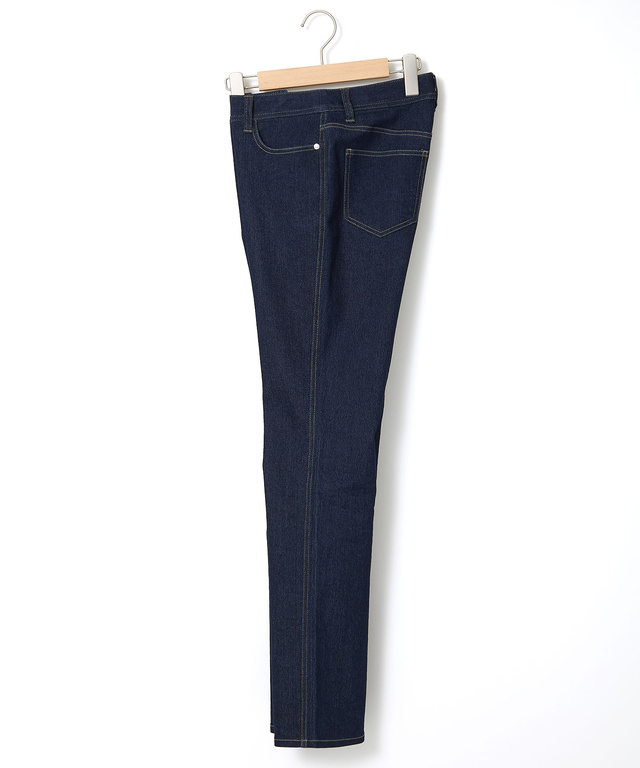 ストレートシルエット デニム パンツ