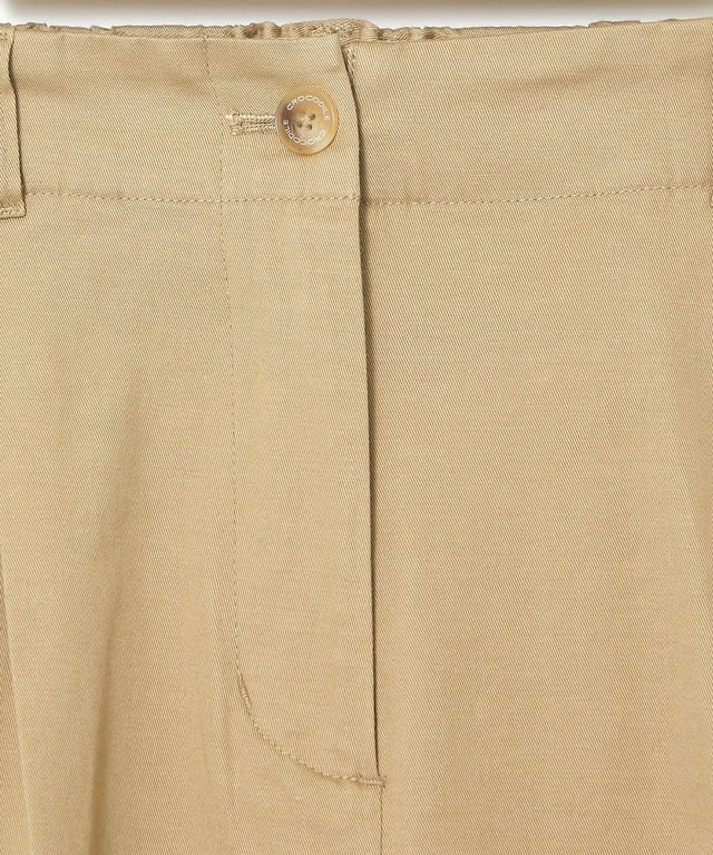 センタープレス タック パンツ