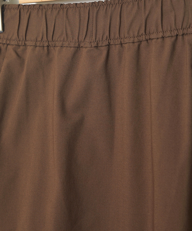 タック入り Aライン スカート