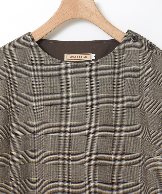 ショルダーボタン ワンピース