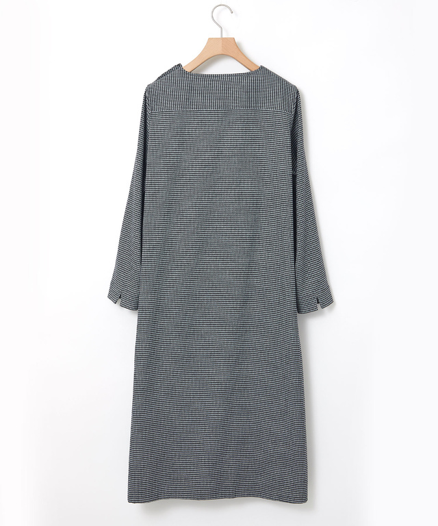 ショルダーボタン ワンピース