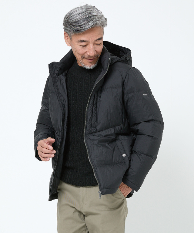 フード付き ダウン ジャケット