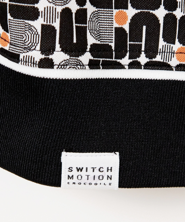 モノグラム ジップ プルオーバー