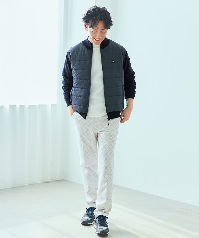 モノグラムプリント テーパード パンツ