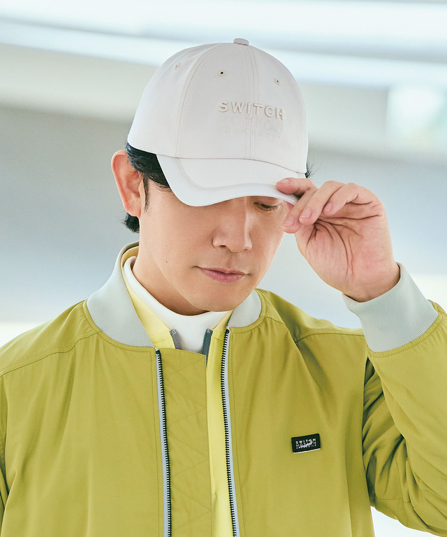 メッシュ切り替え ロゴ刺繍 キャップ