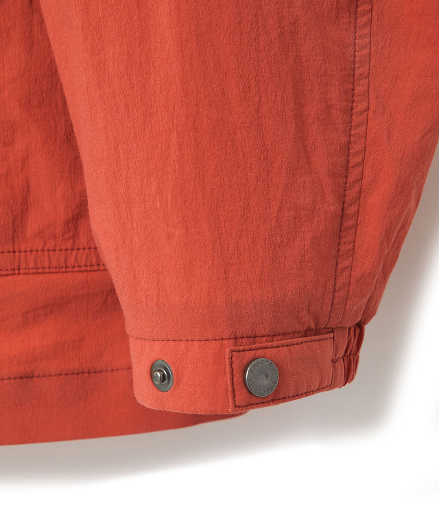 フード付き ストレッチ マウンテンパーカー