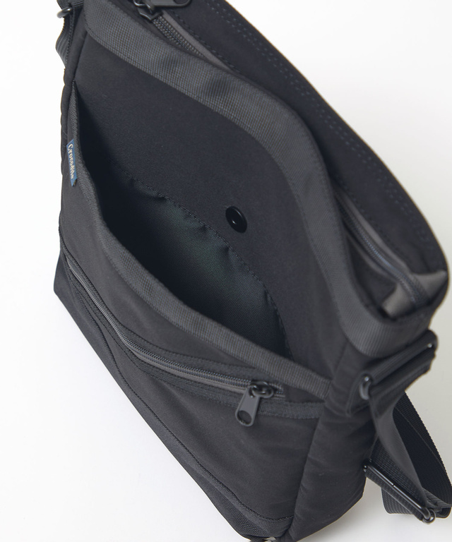 ナイロン ジップデザイン ショルダーバッグ