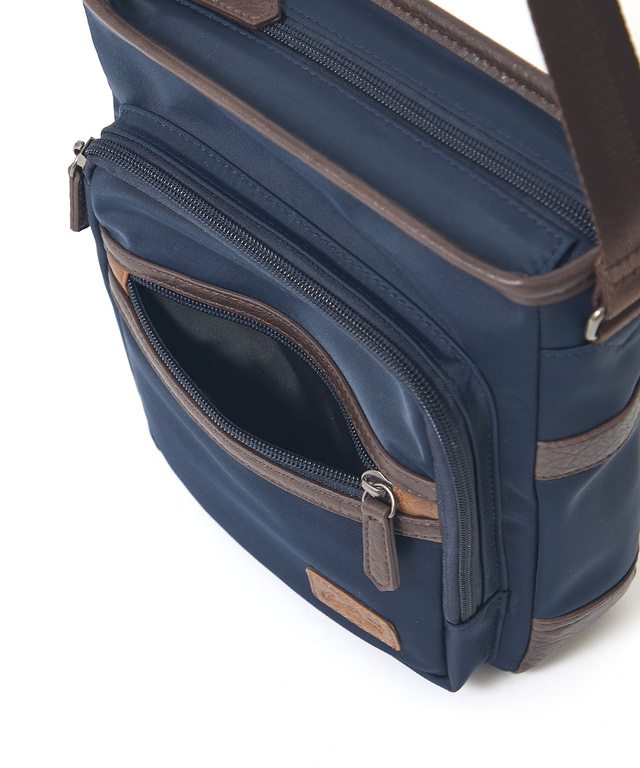 ナイロン L字ポケット ショルダーバッグ