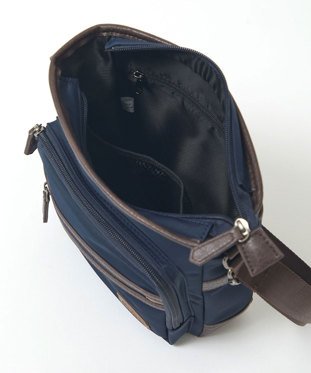 ナイロン L字ポケット ショルダーバッグ