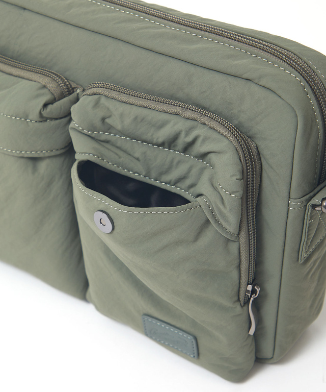 ナイロン パディング ショルダーバッグ