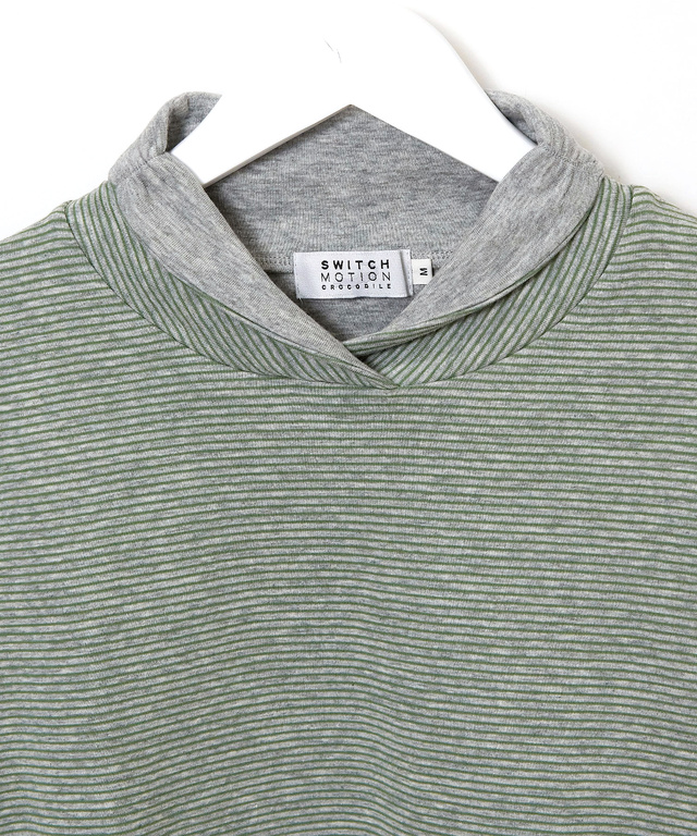  裏ボーダー ハイネック カットソー