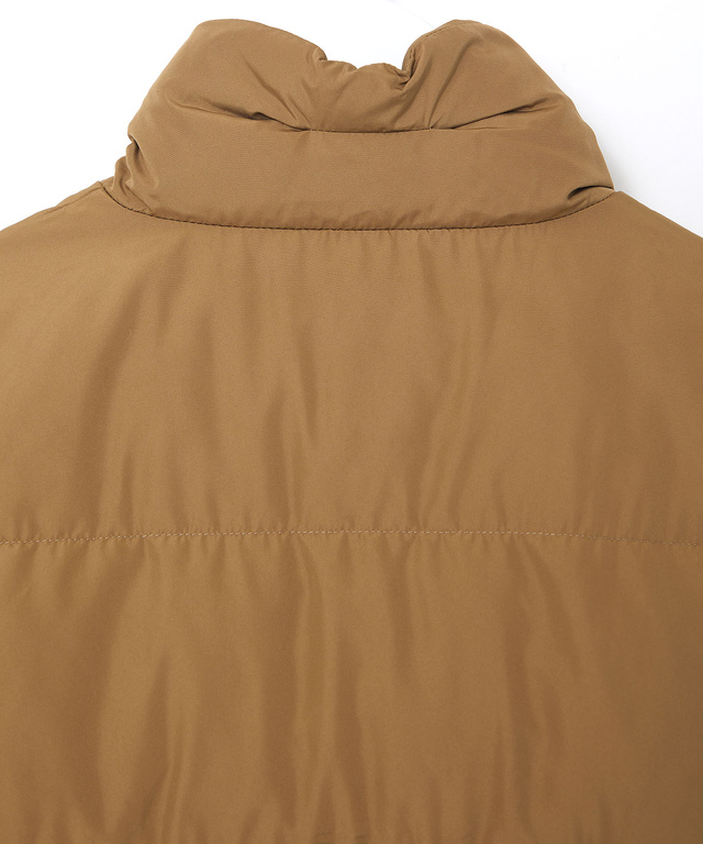 スタンドカラー ダウンジャケット