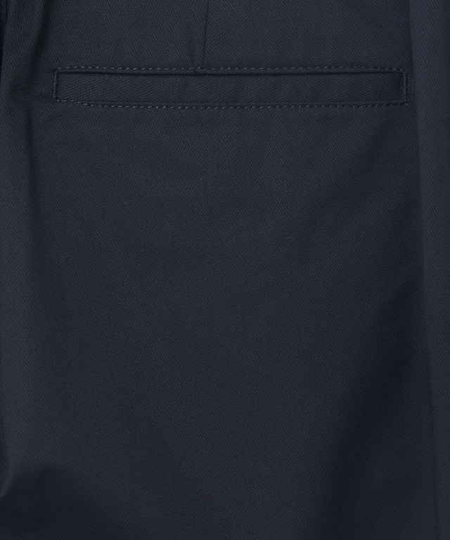 ストレッチ テーパード パンツ