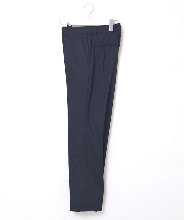 ストレッチ テーパード パンツ