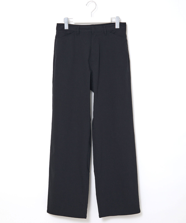 カーブ シルエット パンツ