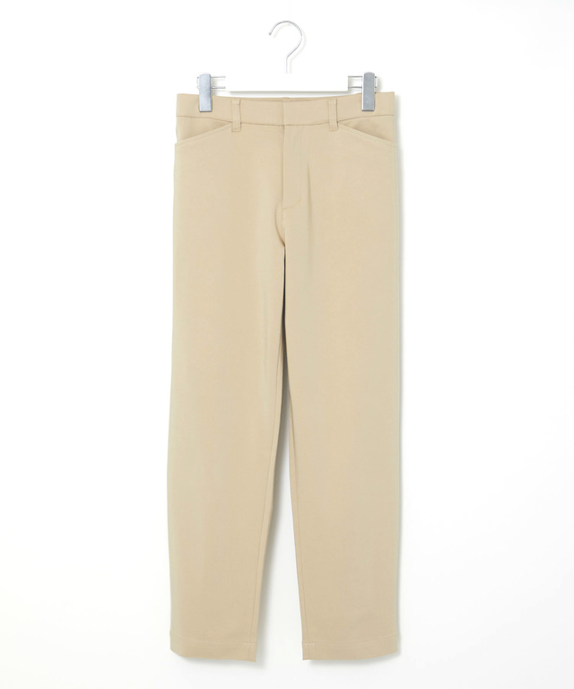 ストレッチ テーパードパンツ