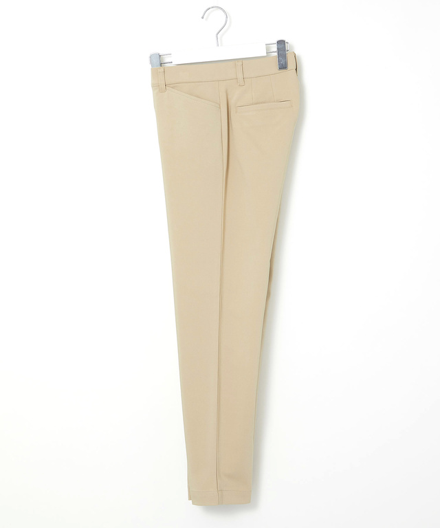 ストレッチ テーパードパンツ