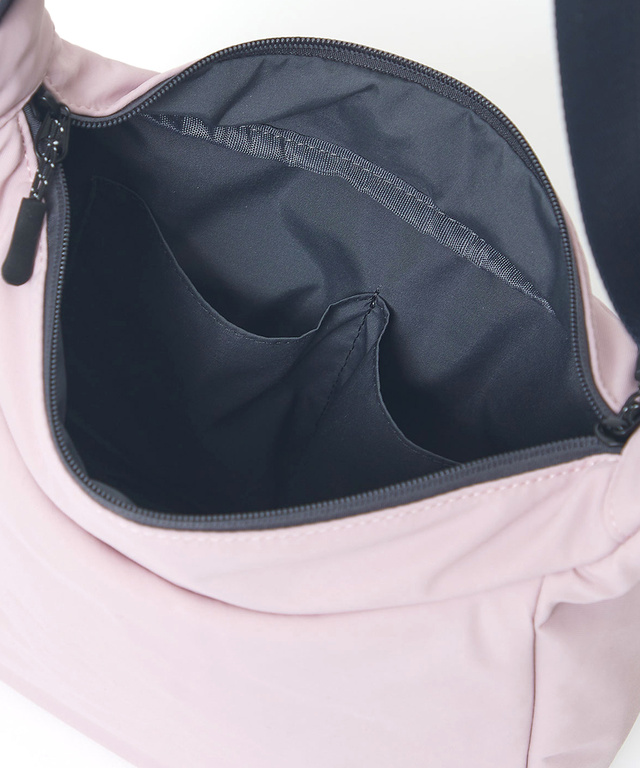 ナイロン ショルダー バッグ