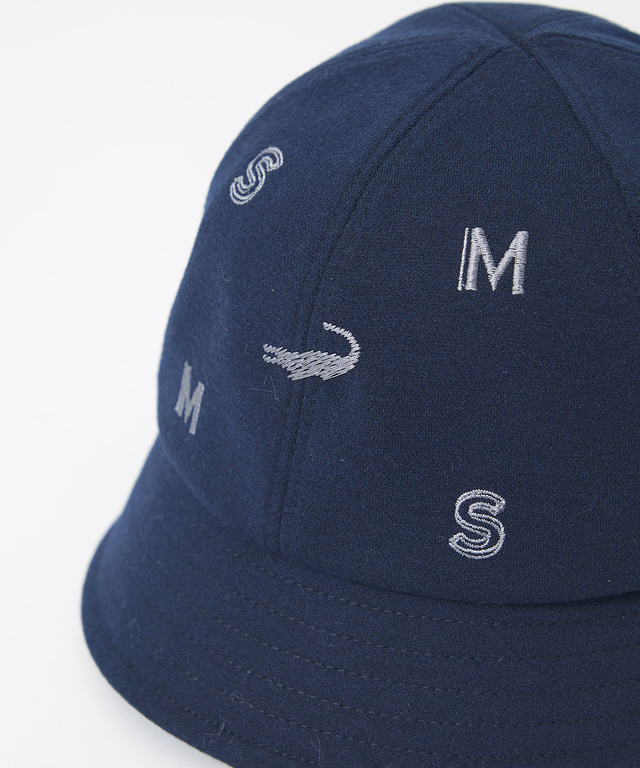 飛び柄 ロゴ刺繍 ハット