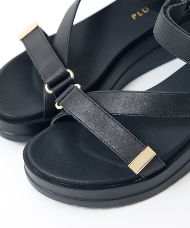 ベルクロストラップ サンダル【一部店舗・WEB限定】